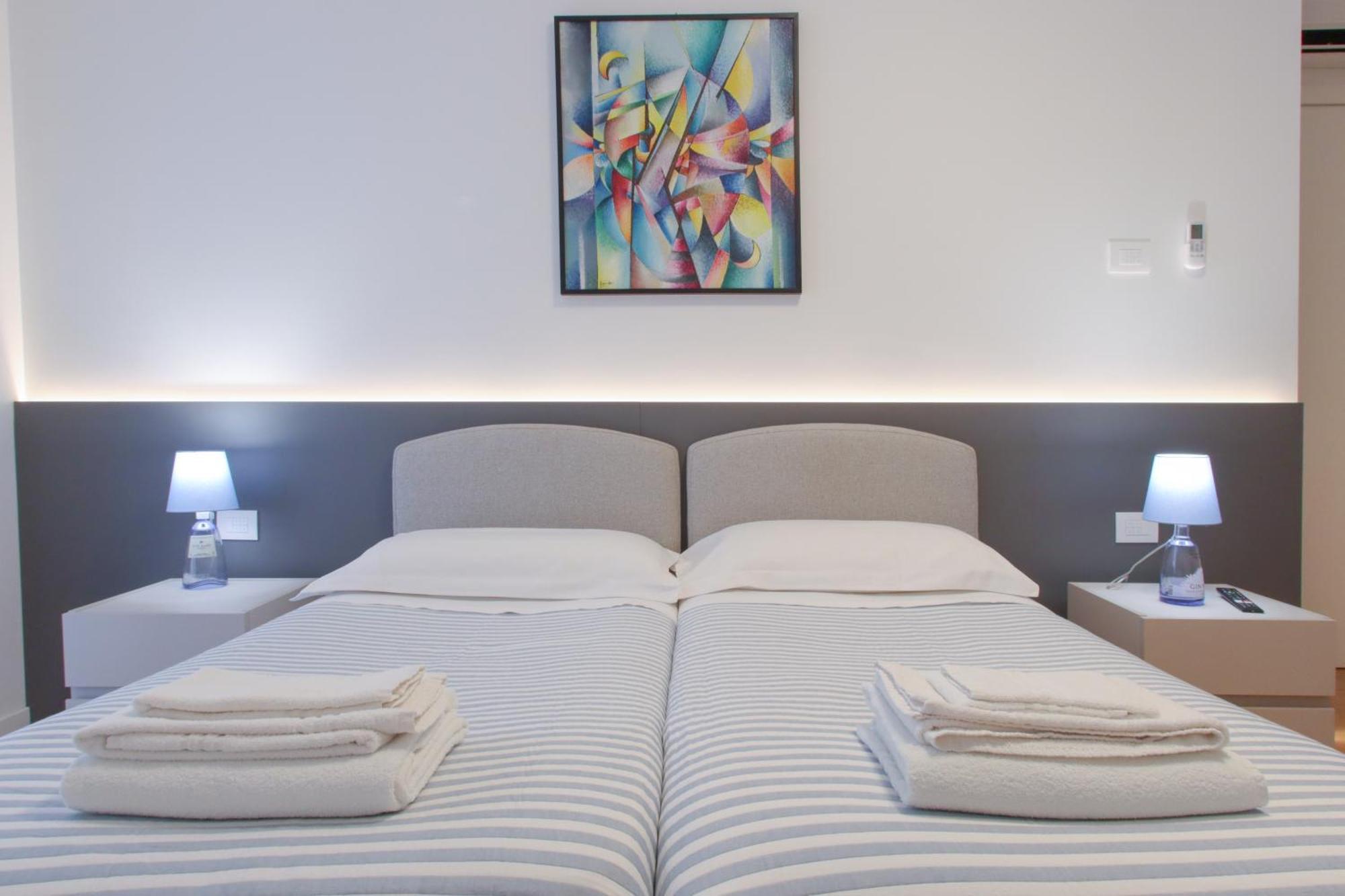 Casa Ardo Wifi & Free Parking In Lecco Center Apartamento Exterior foto