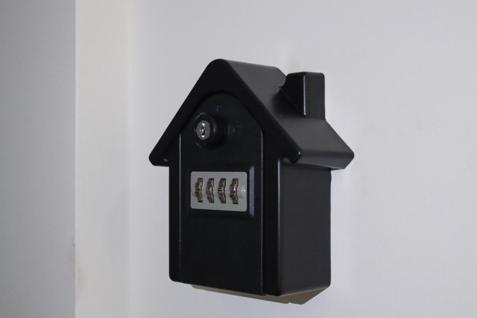 Casa Ardo Wifi & Free Parking In Lecco Center Apartamento Exterior foto