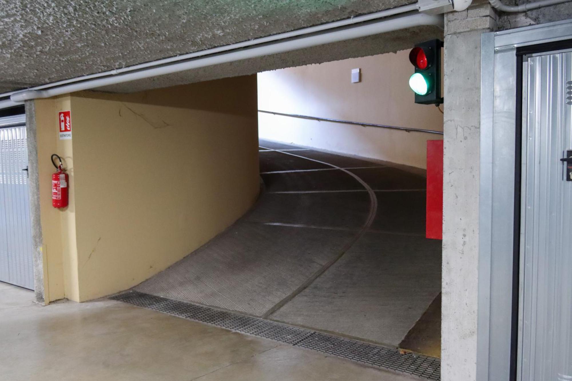 Casa Ardo Wifi & Free Parking In Lecco Center Apartamento Exterior foto